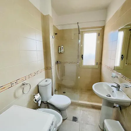 Jico Travel - Erjon Apartmán Vlorë