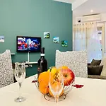 Jico Travel - Erjon Apartmán *