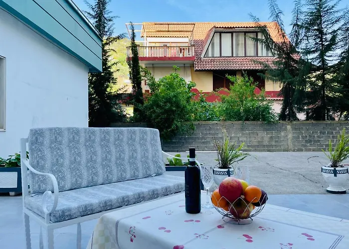 Jico Travel - Erjon Appartement *